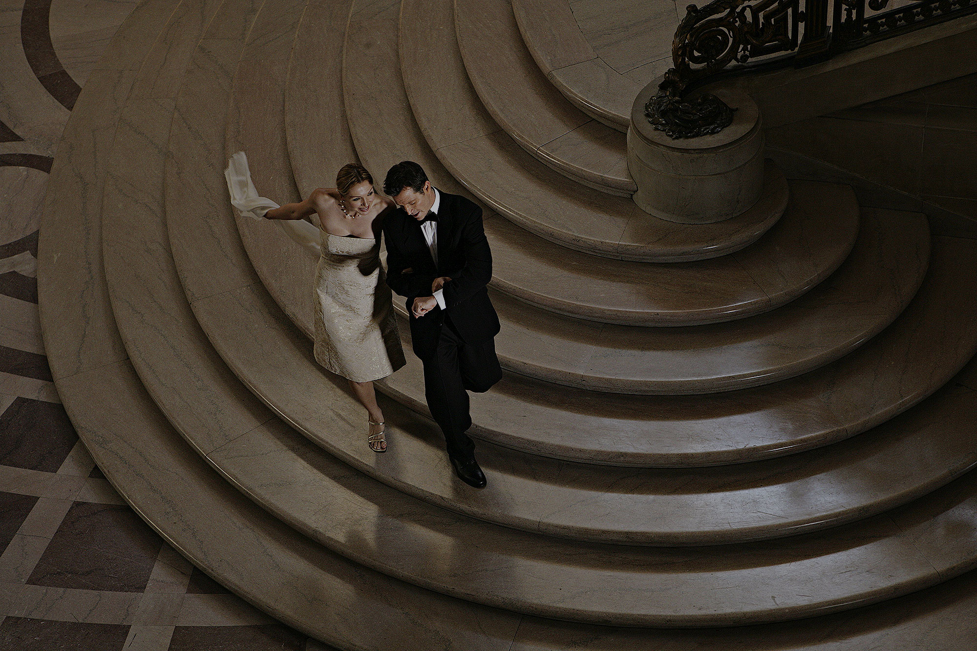 Tuxedo Chicago Delivery and Pick Up Tuxedo Rental Service